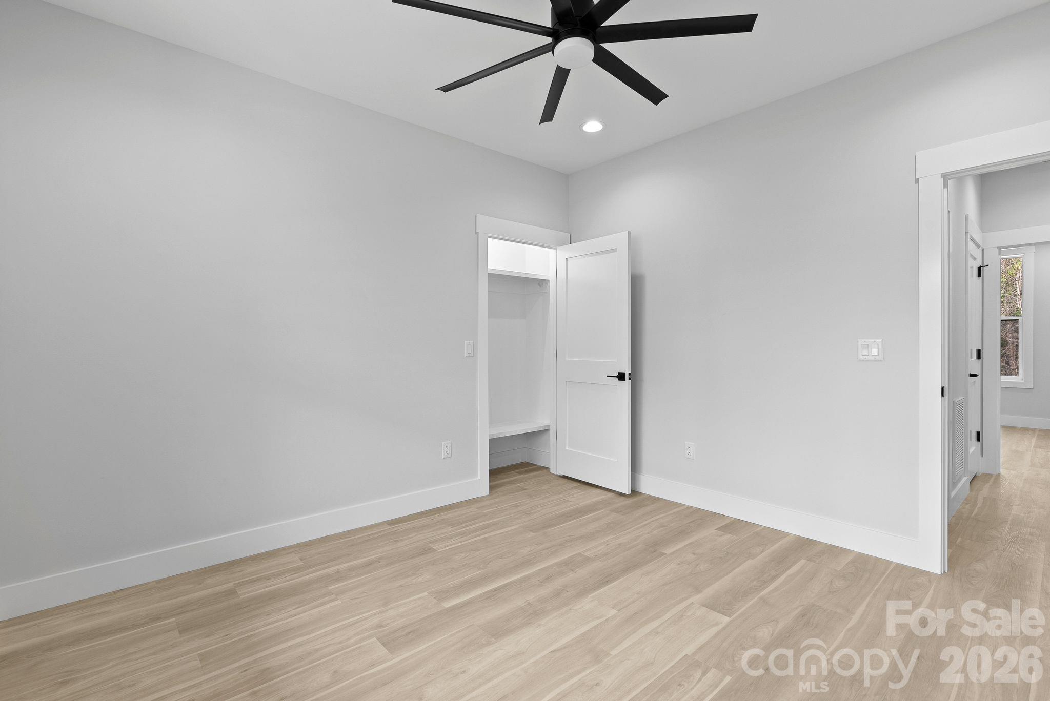 19 E Starnes Cove Road Asheville NC 28806