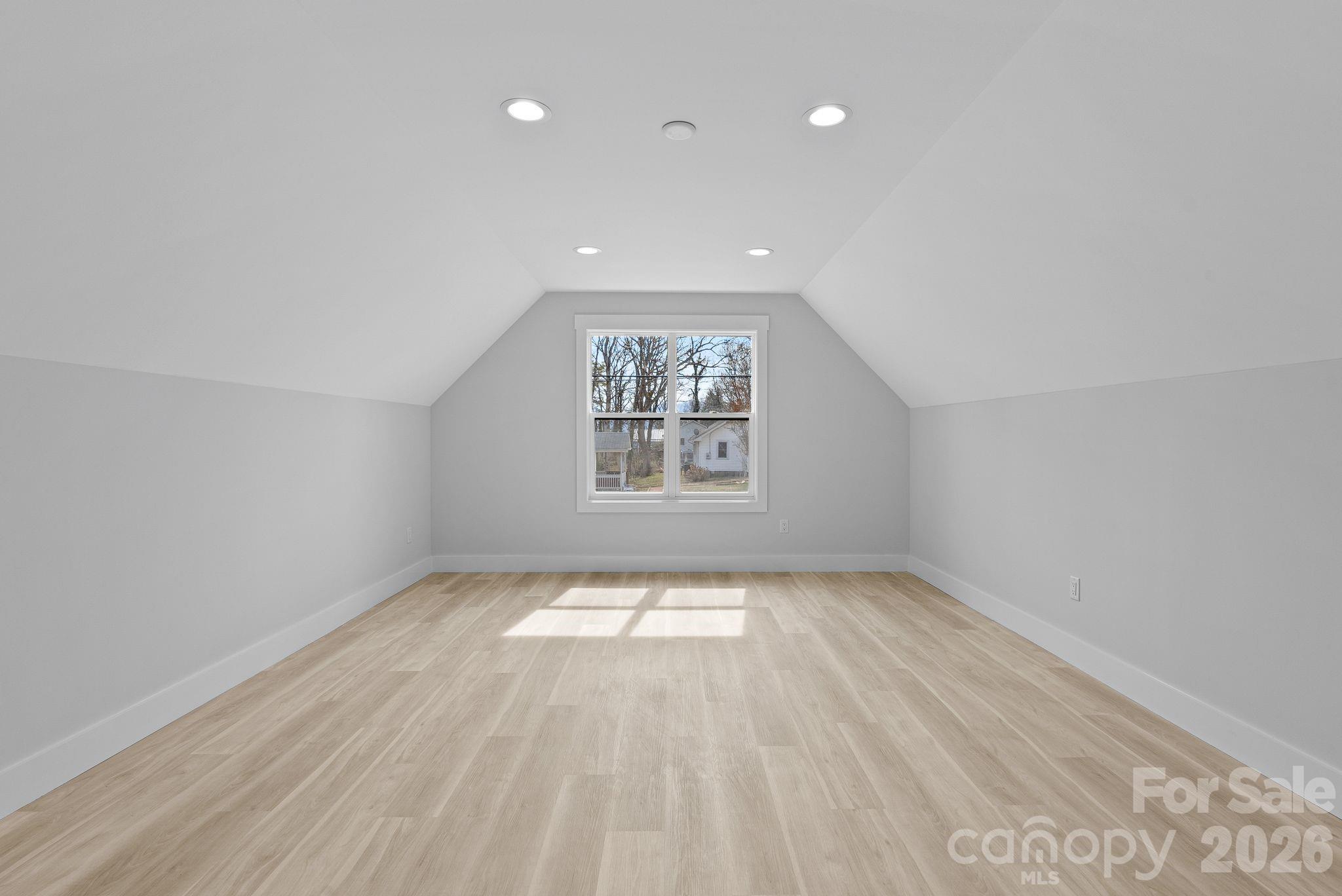 19 E Starnes Cove Road Asheville NC 28806