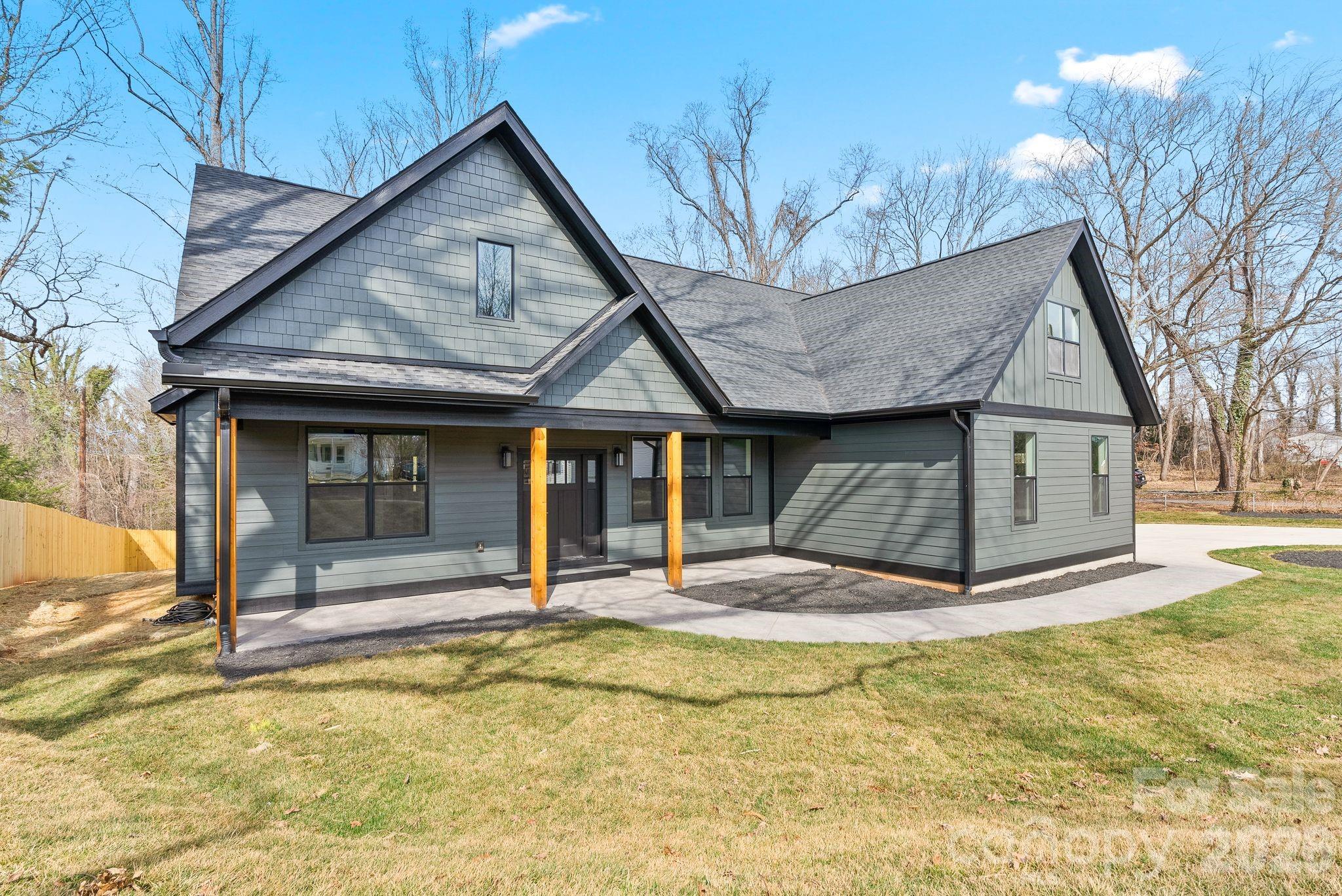 19 E Starnes Cove Road Asheville NC 28806