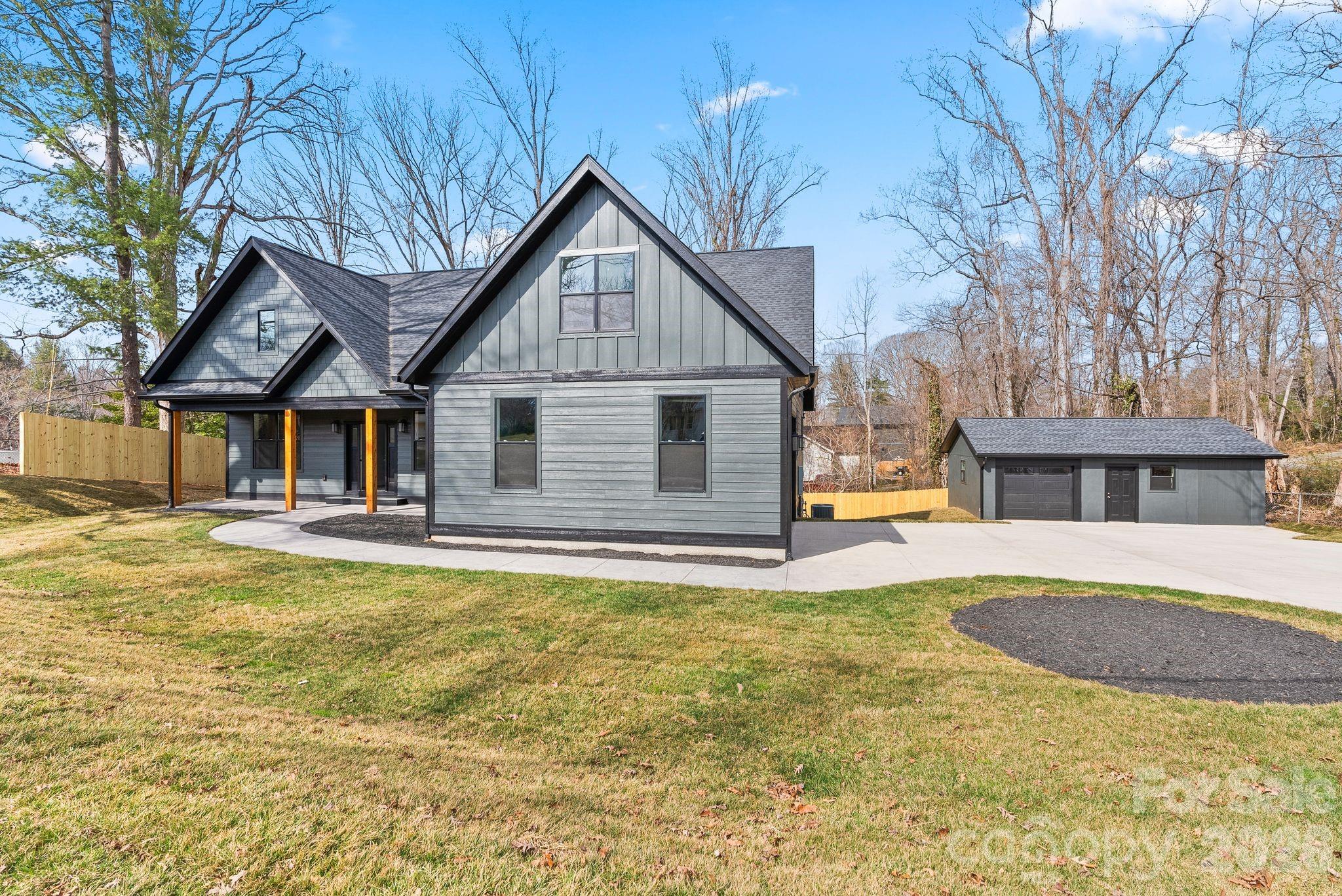 19 E Starnes Cove Road Asheville NC 28806