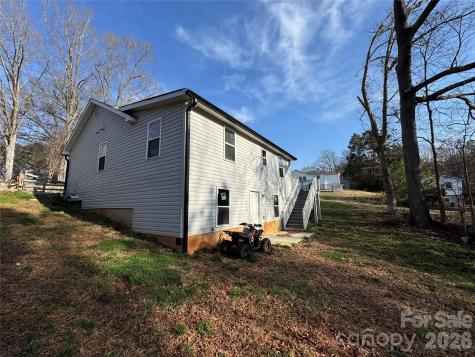 396 Cameron Avenue NE Concord NC 28025
