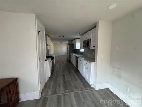 396 Cameron Avenue NE Concord NC 28025