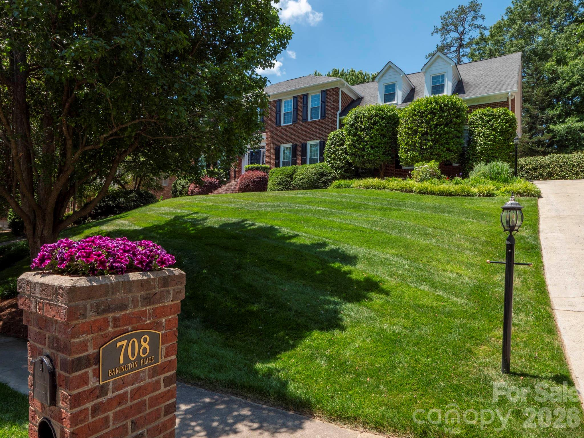 708 Barington Place Matthews NC 28105
