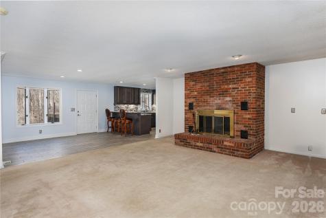 682 Cecil Street Thomasville NC 27360