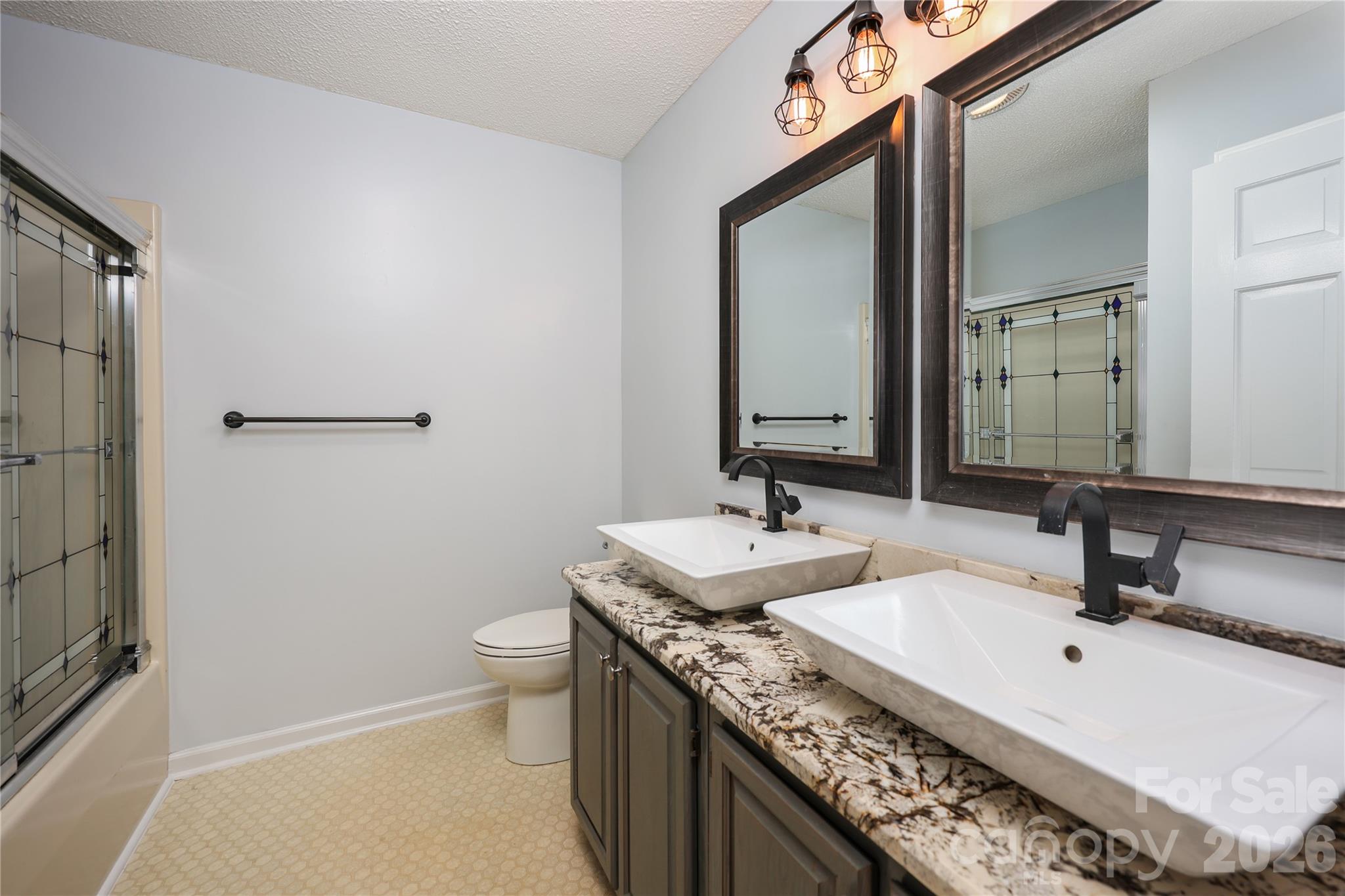 682 Cecil Street Thomasville NC 27360