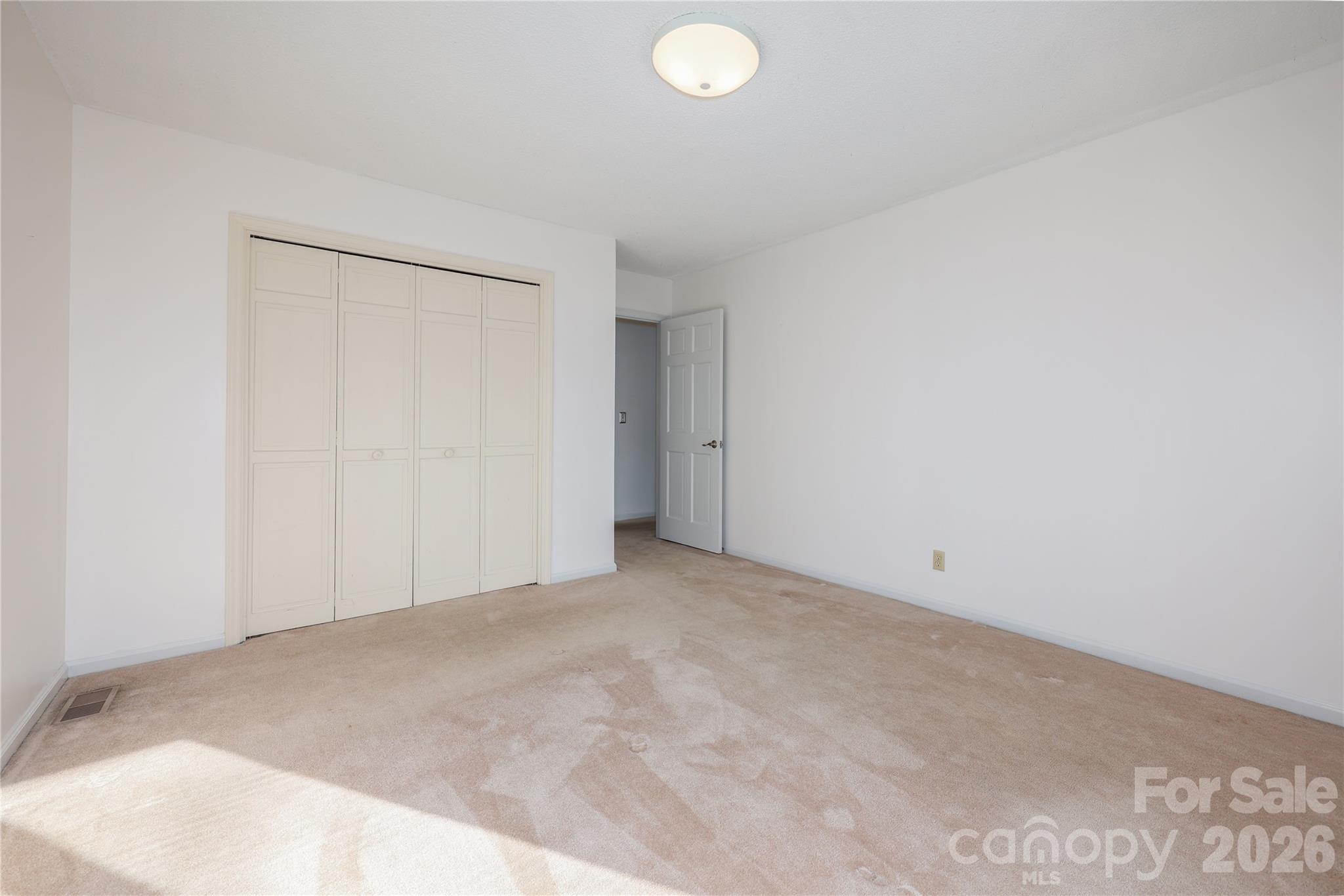 682 Cecil Street Thomasville NC 27360
