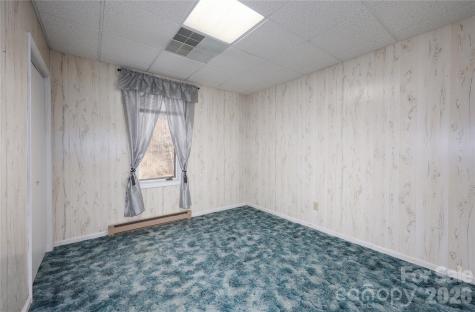 682 Cecil Street Thomasville NC 27360