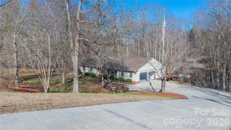 682 Cecil Street Thomasville NC 27360