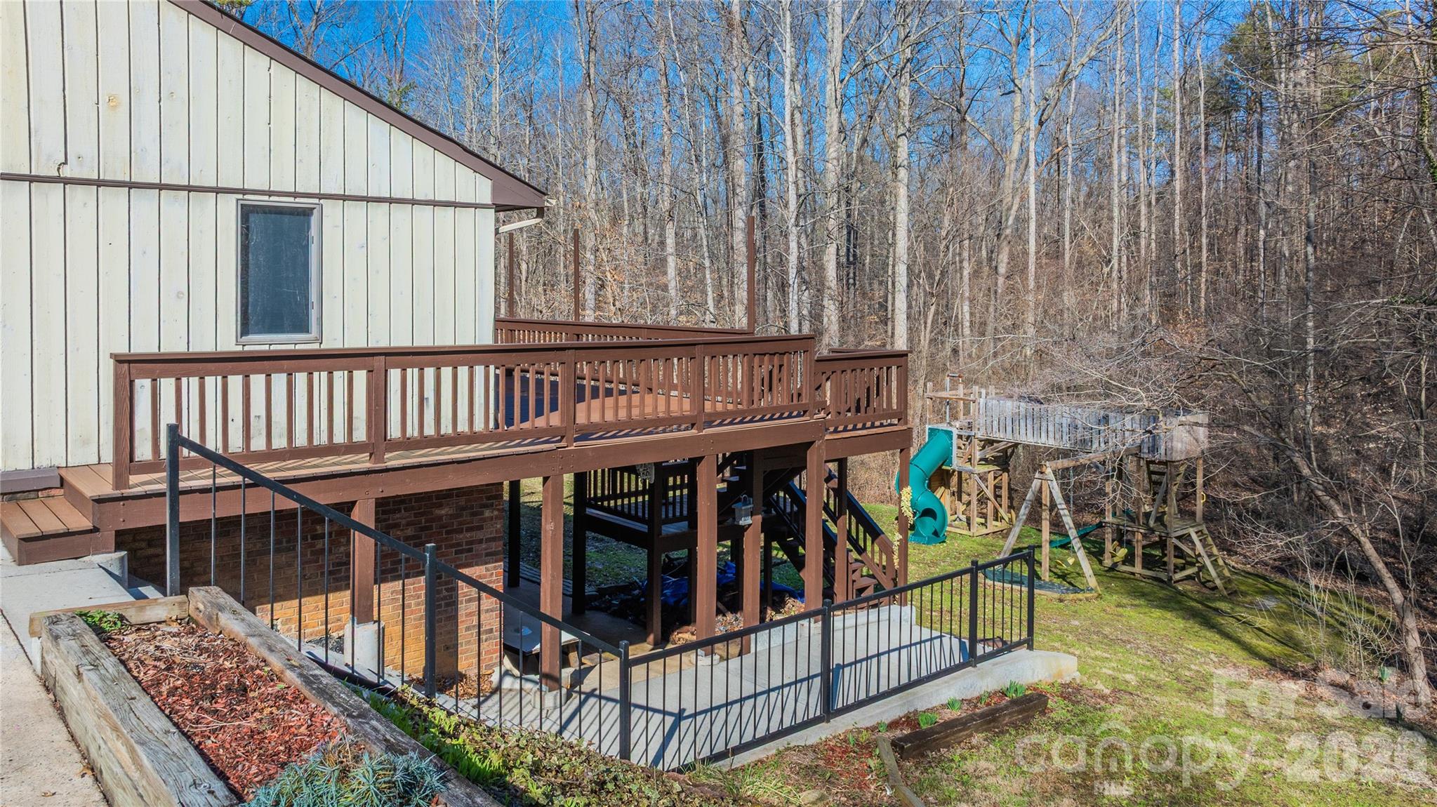 682 Cecil Street Thomasville NC 27360