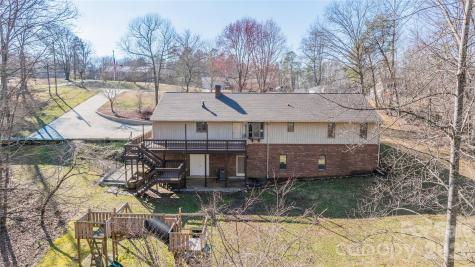 682 Cecil Street Thomasville NC 27360