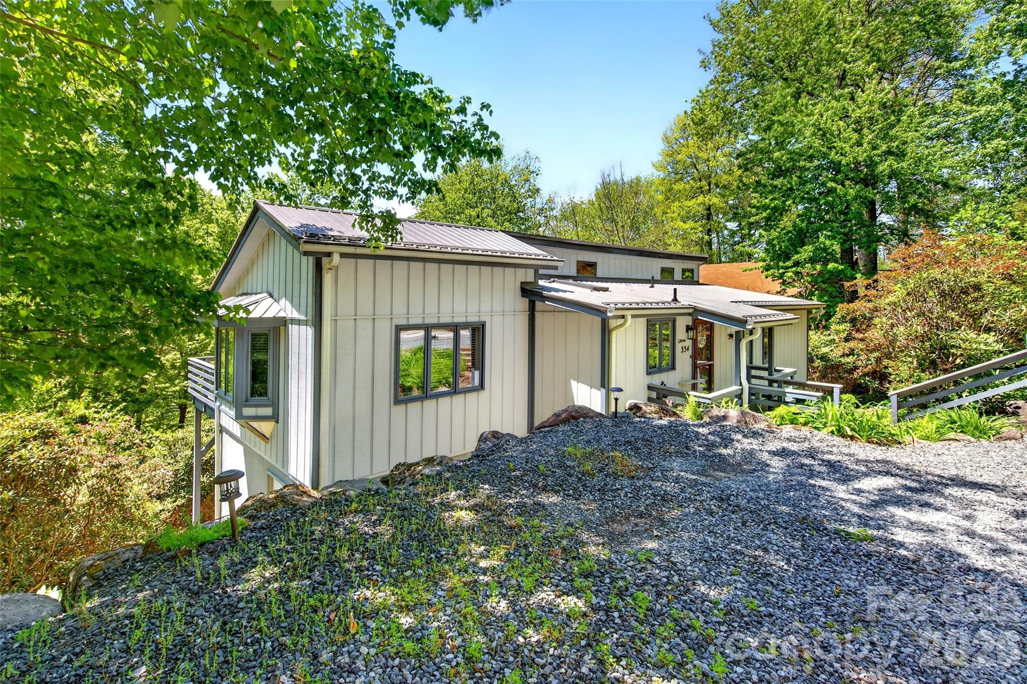 334 Harbor Lake Road Newland NC 28657