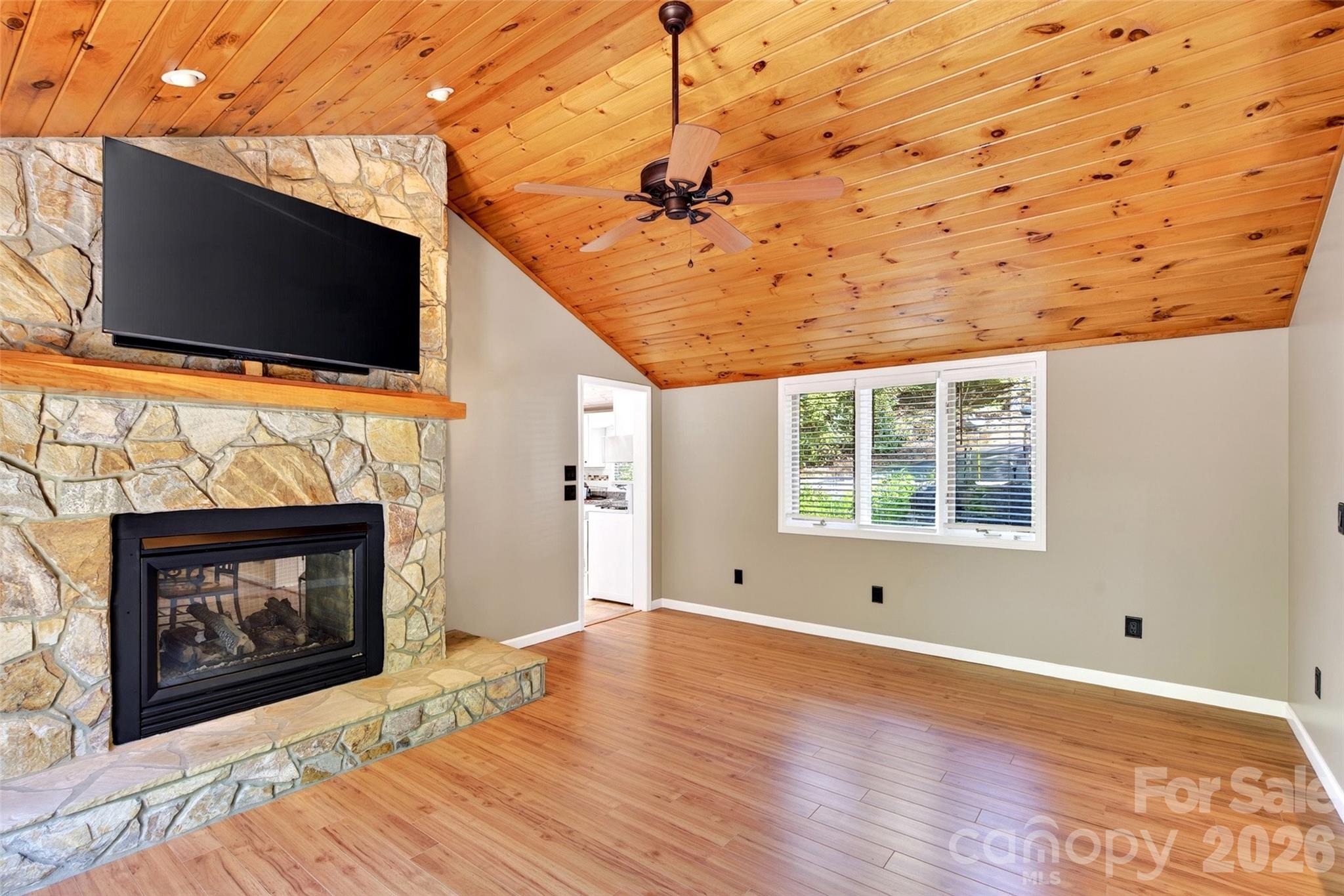334 Harbor Lake Road Newland NC 28657