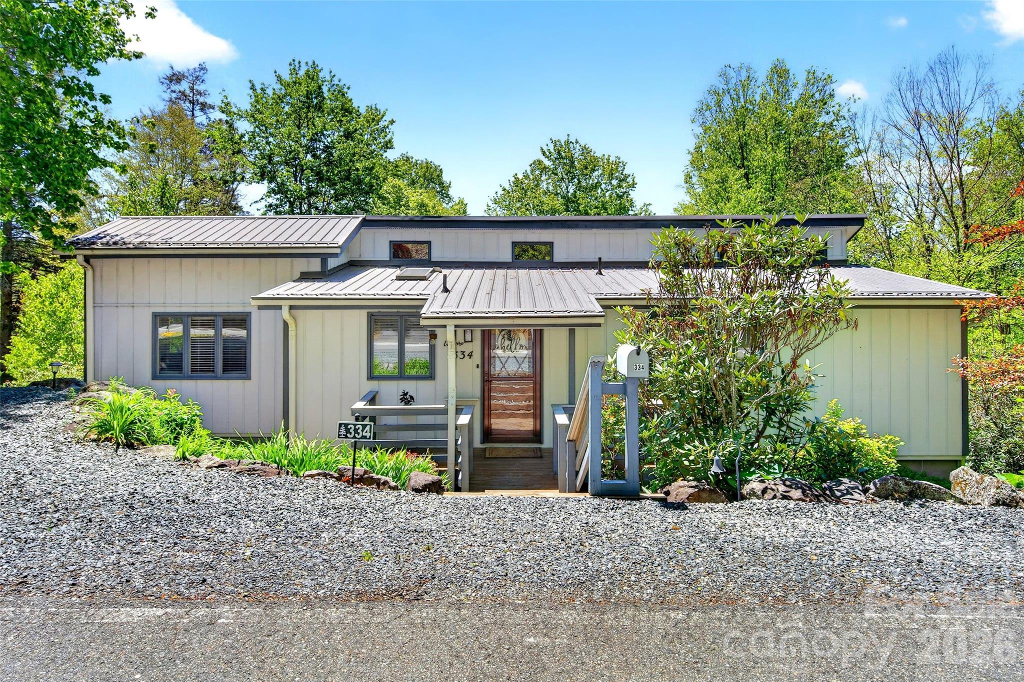 334 Harbor Lake Road Newland NC 28657