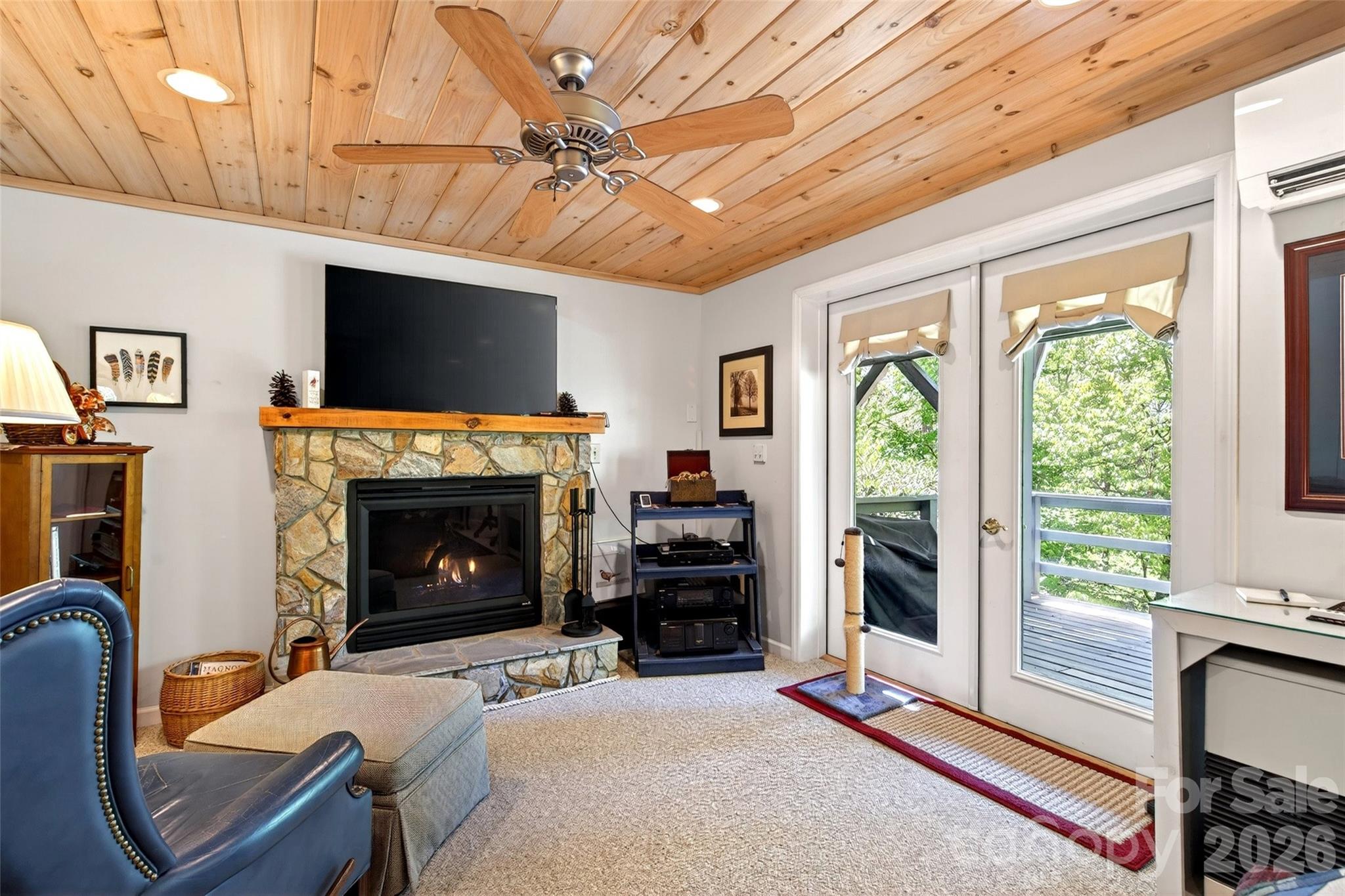 334 Harbor Lake Road Newland NC 28657