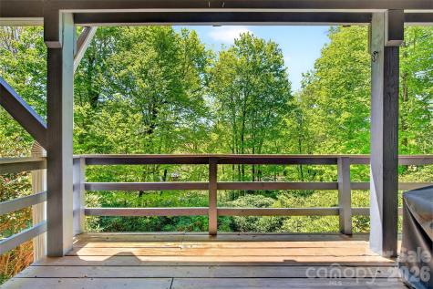 334 Harbor Lake Road Newland NC 28657