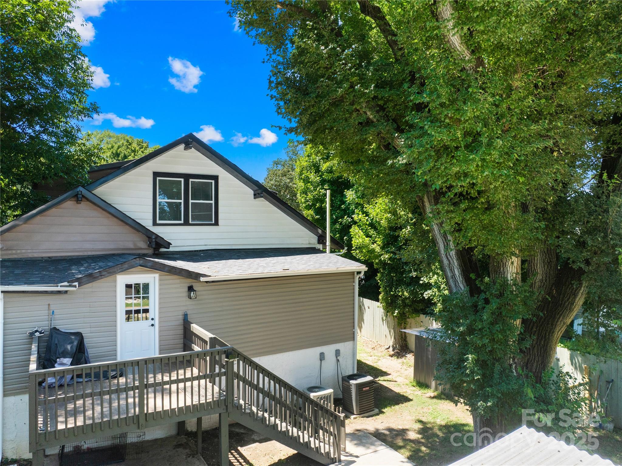 911 Wilson W Lee Boulevard Statesville NC 28677