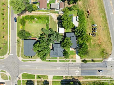 911 Wilson W Lee Boulevard Statesville NC 28677