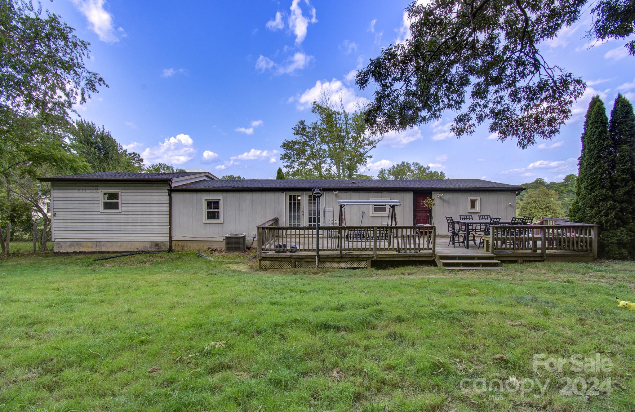 42 Pop Corn Drive Hendersonville NC 28792