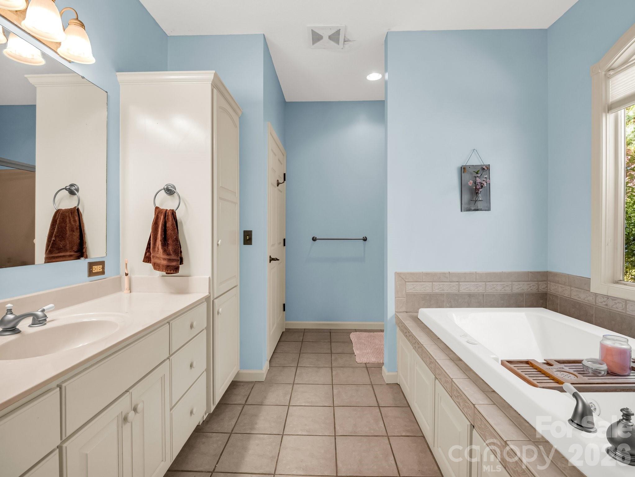 1424 Wolfpen Road Old Fort NC 28762