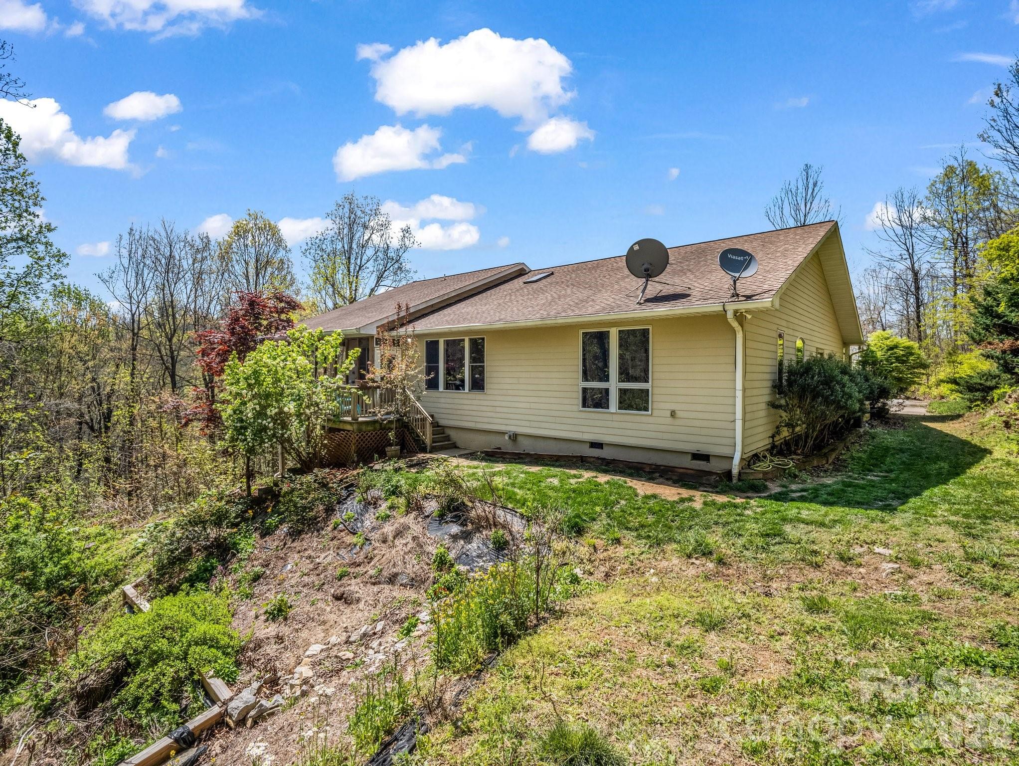 1424 Wolfpen Road Old Fort NC 28762