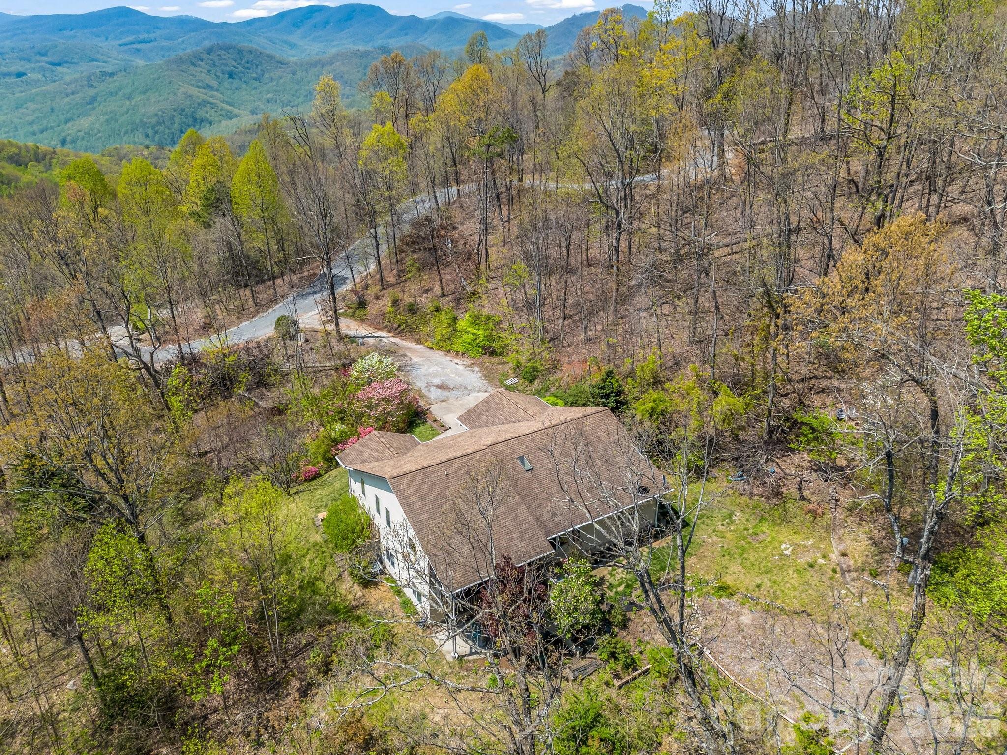 1424 Wolfpen Road Old Fort NC 28762
