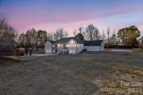 1 Sweetbriar Court Greer SC 29650