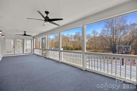 1 Sweetbriar Court Greer SC 29650