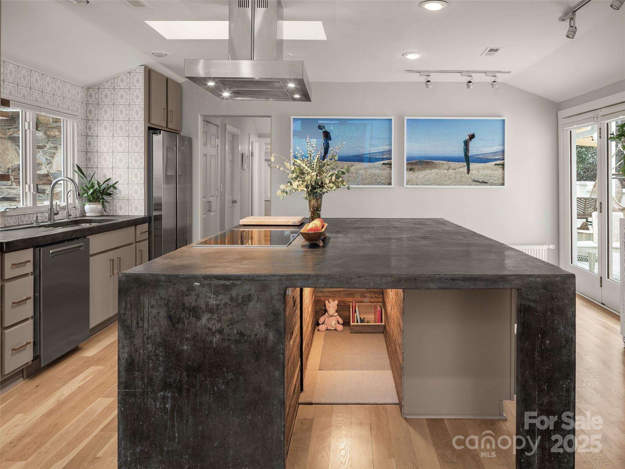 111 Spooks Branch Road Asheville NC 28804