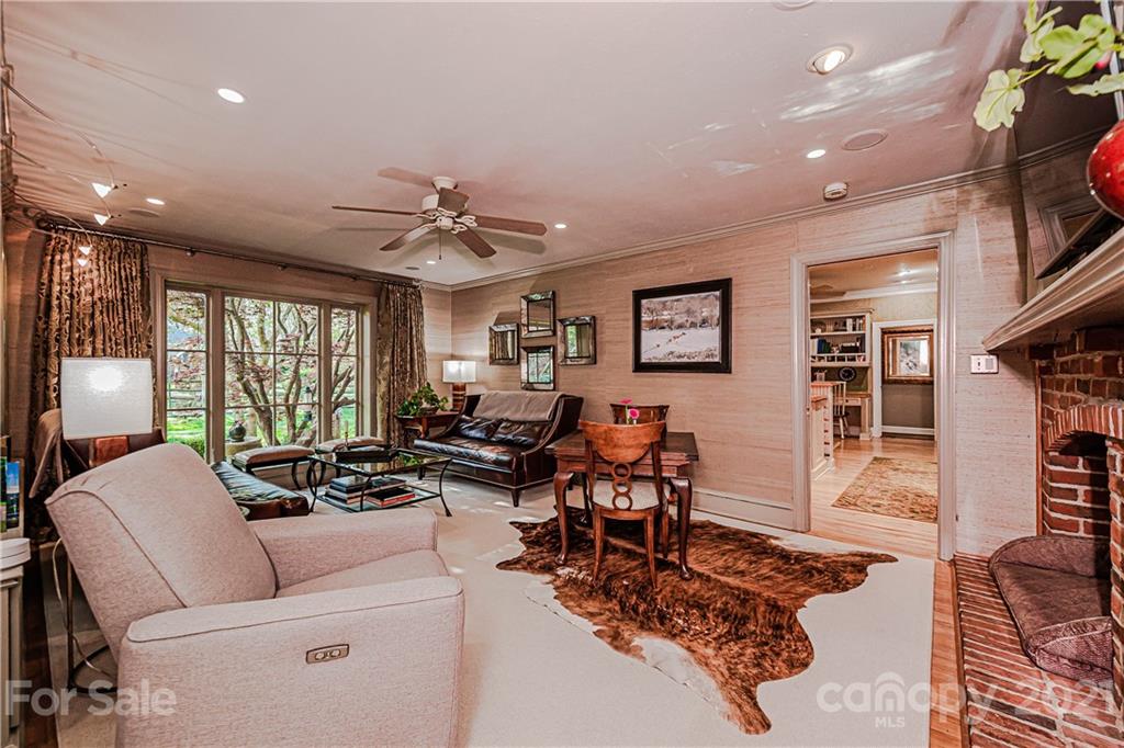 2220 Valencia Terrace Charlotte NC 28226