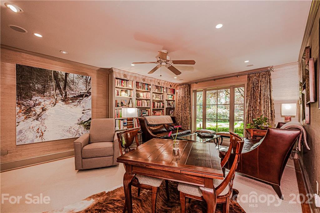 2220 Valencia Terrace Charlotte NC 28226