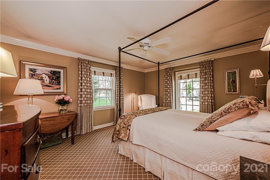2220 Valencia Terrace Charlotte NC 28226