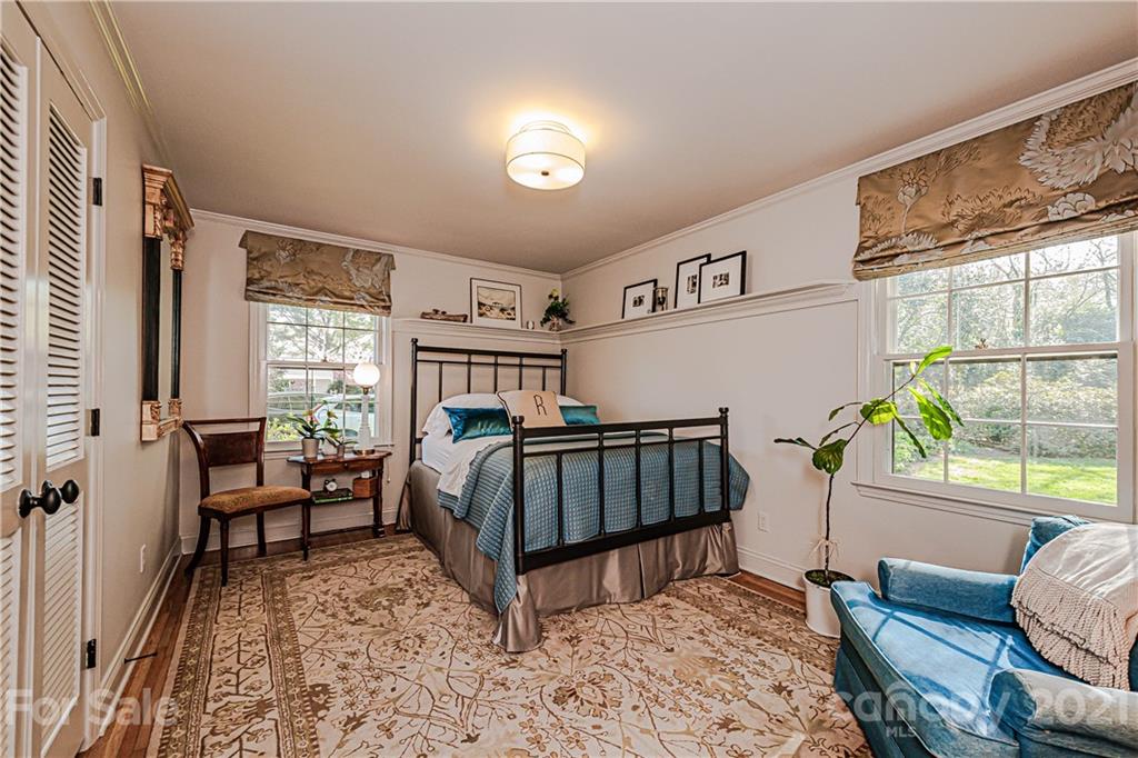 2220 Valencia Terrace Charlotte NC 28226