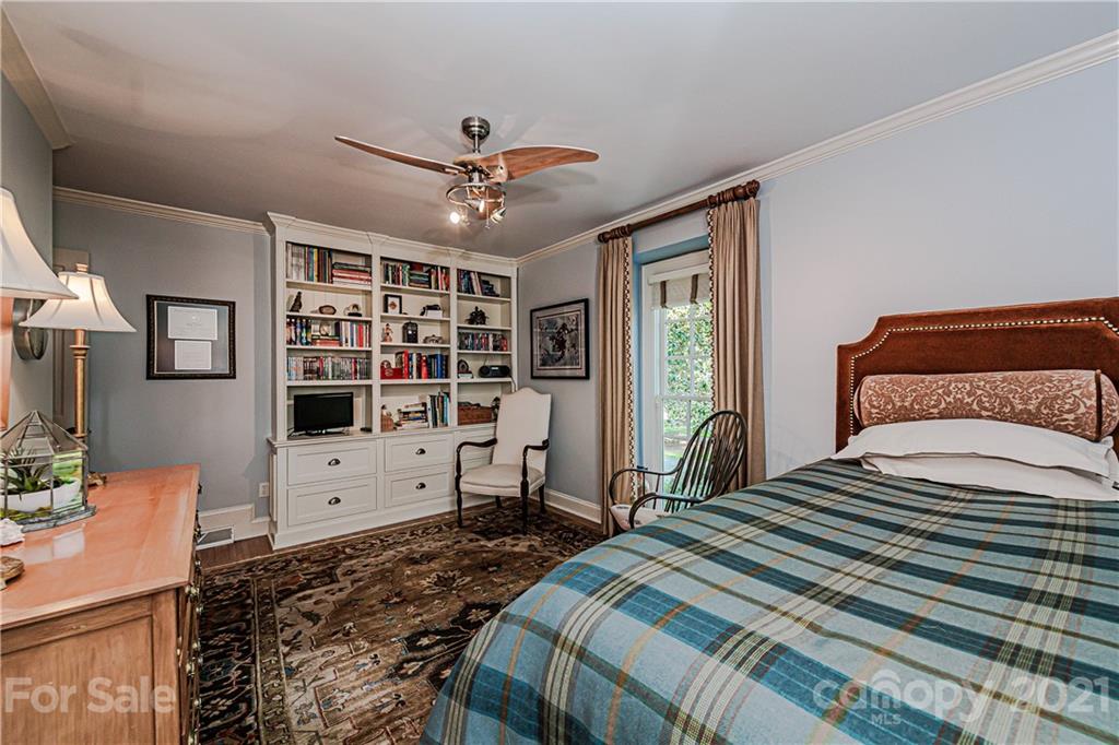 2220 Valencia Terrace Charlotte NC 28226