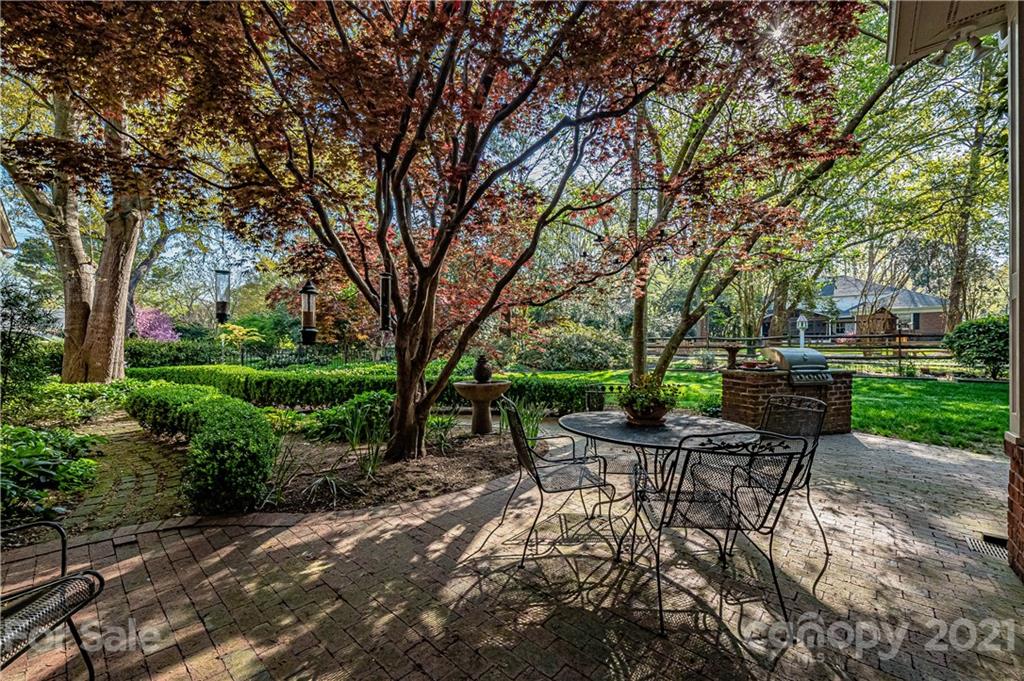 2220 Valencia Terrace Charlotte NC 28226