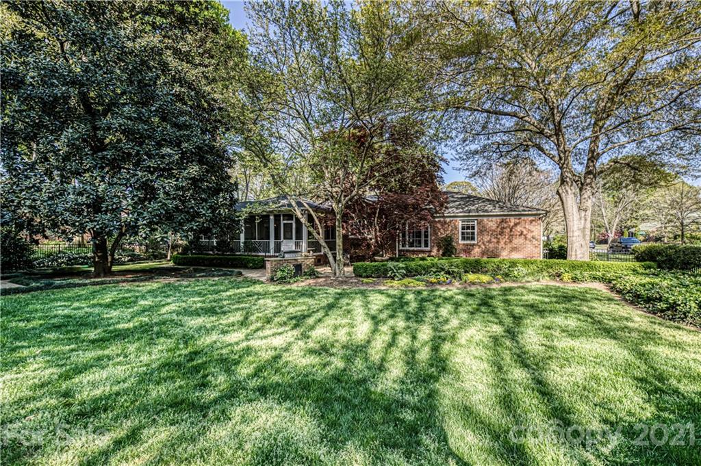 2220 Valencia Terrace Charlotte NC 28226