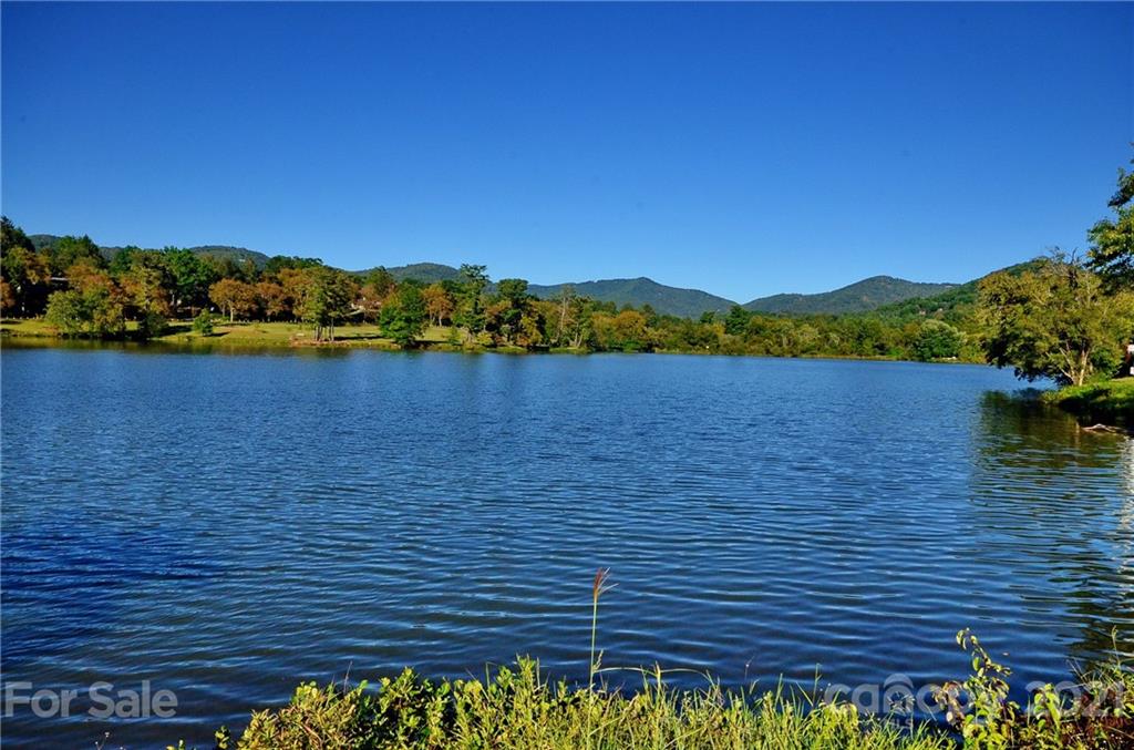 4 Graystone Road Asheville NC 28804