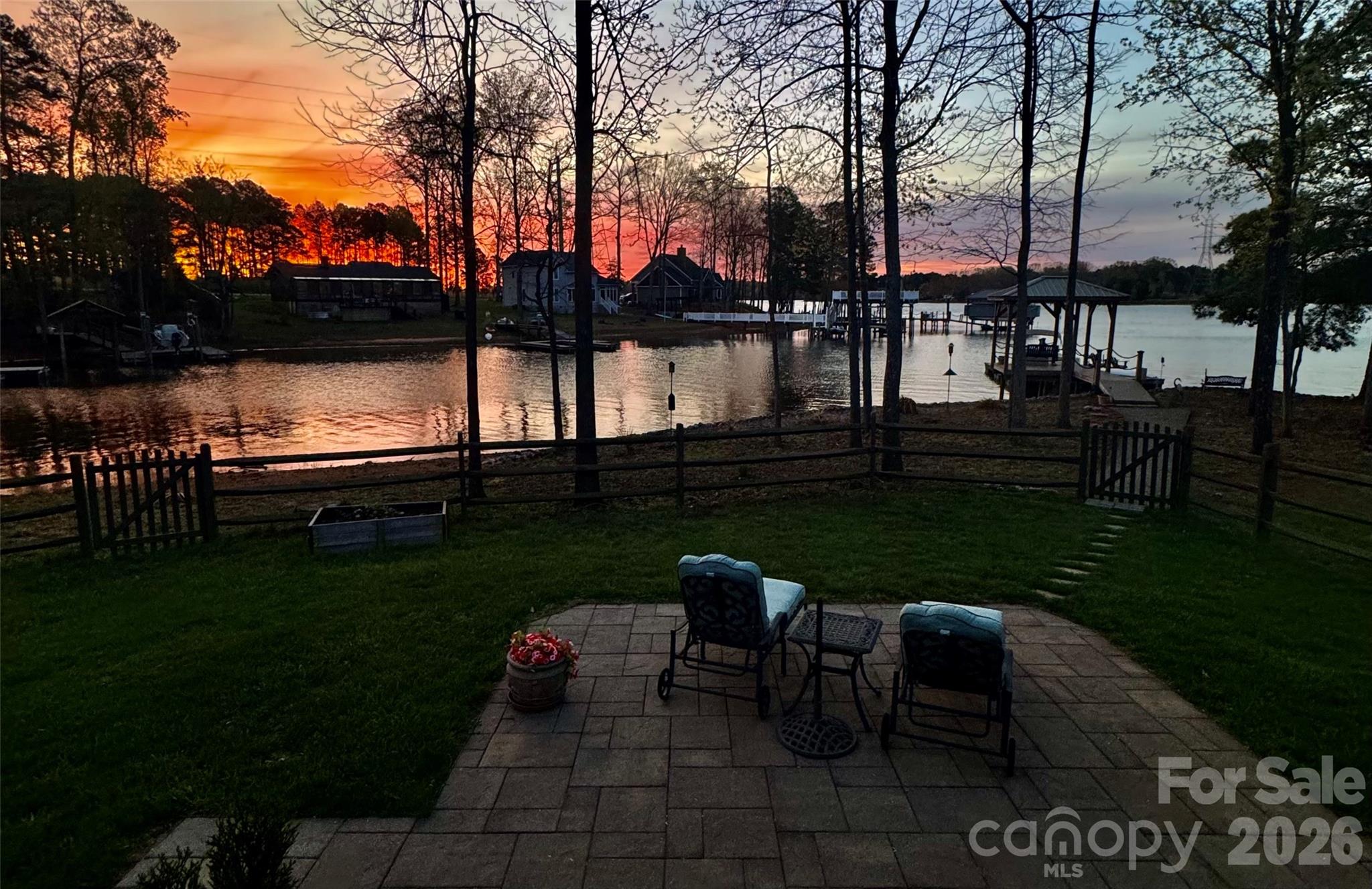 6511 Songbird Lane Denver NC 28037