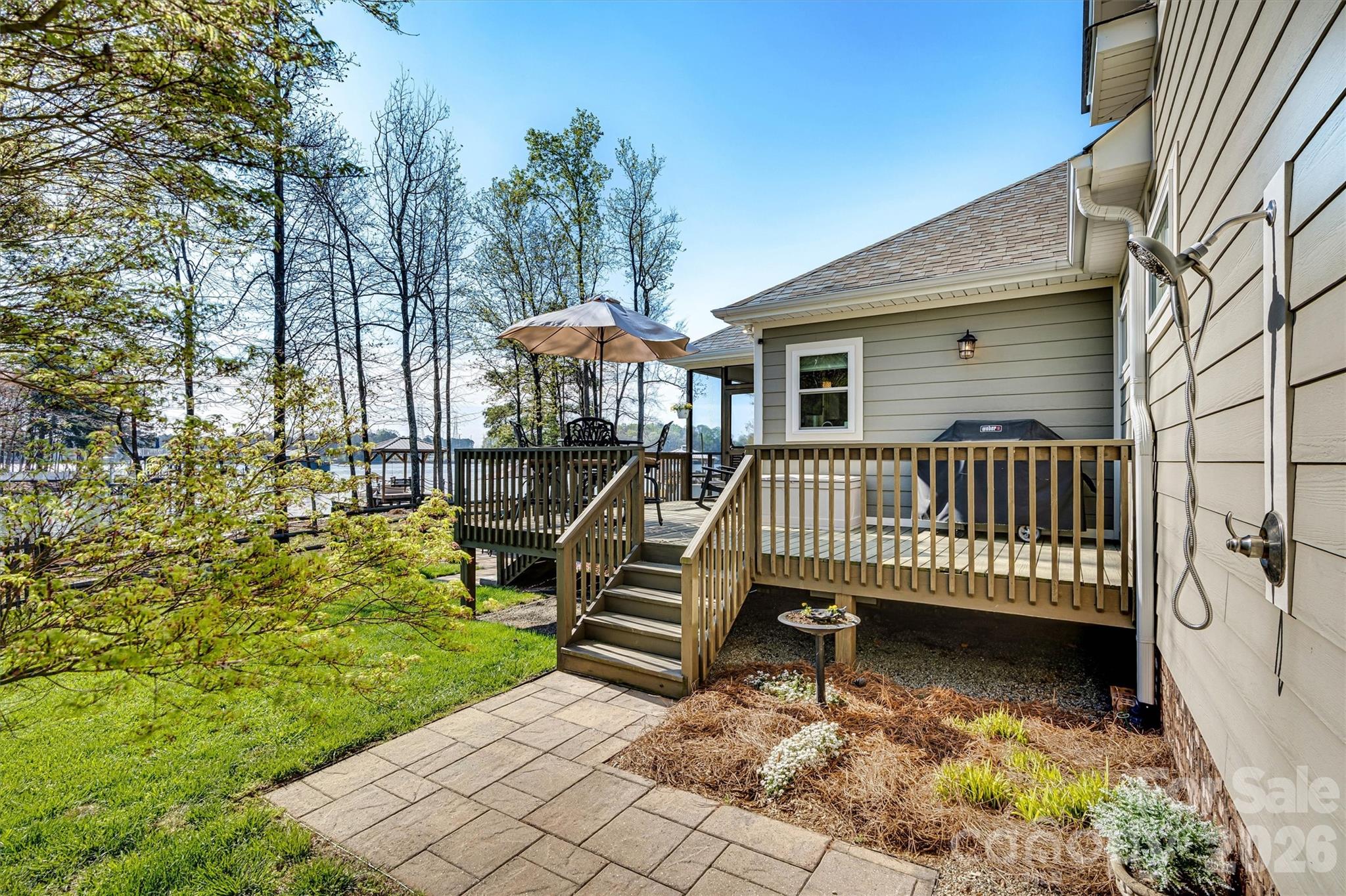 6511 Songbird Lane Denver NC 28037