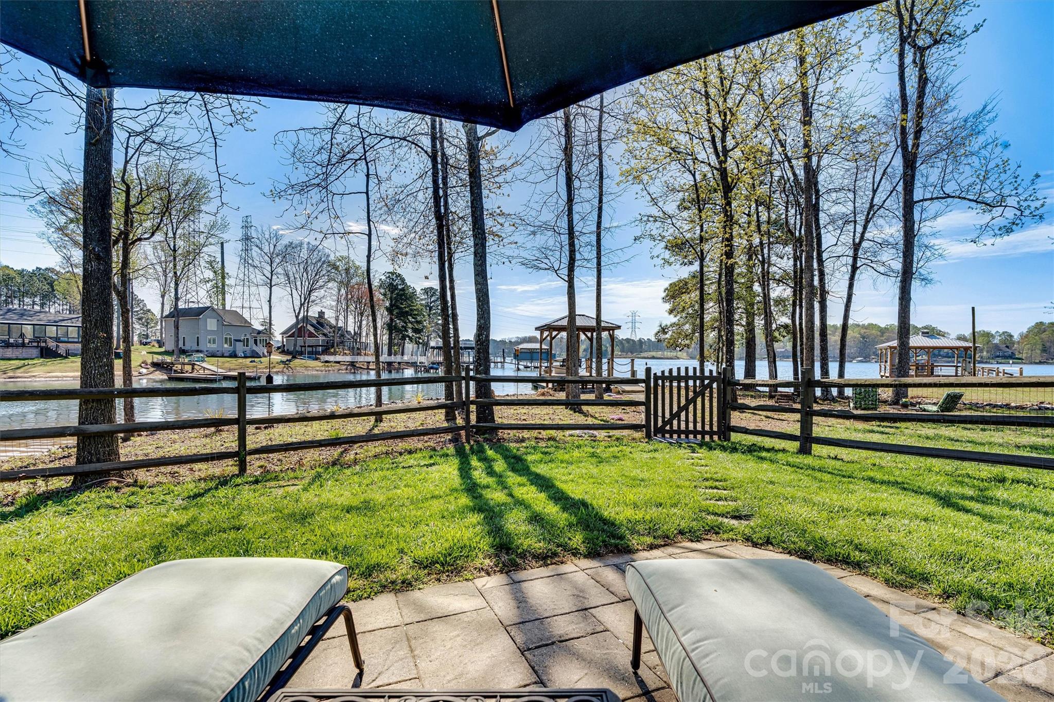 6511 Songbird Lane Denver NC 28037