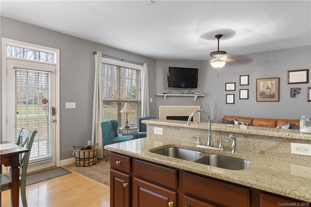 9516 Brighthaven Lane Charlotte NC 28214