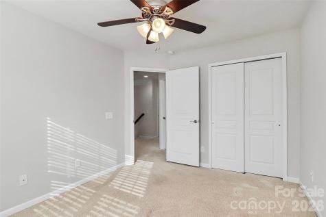 1929 Royal Gorge Avenue Charlotte NC 28210