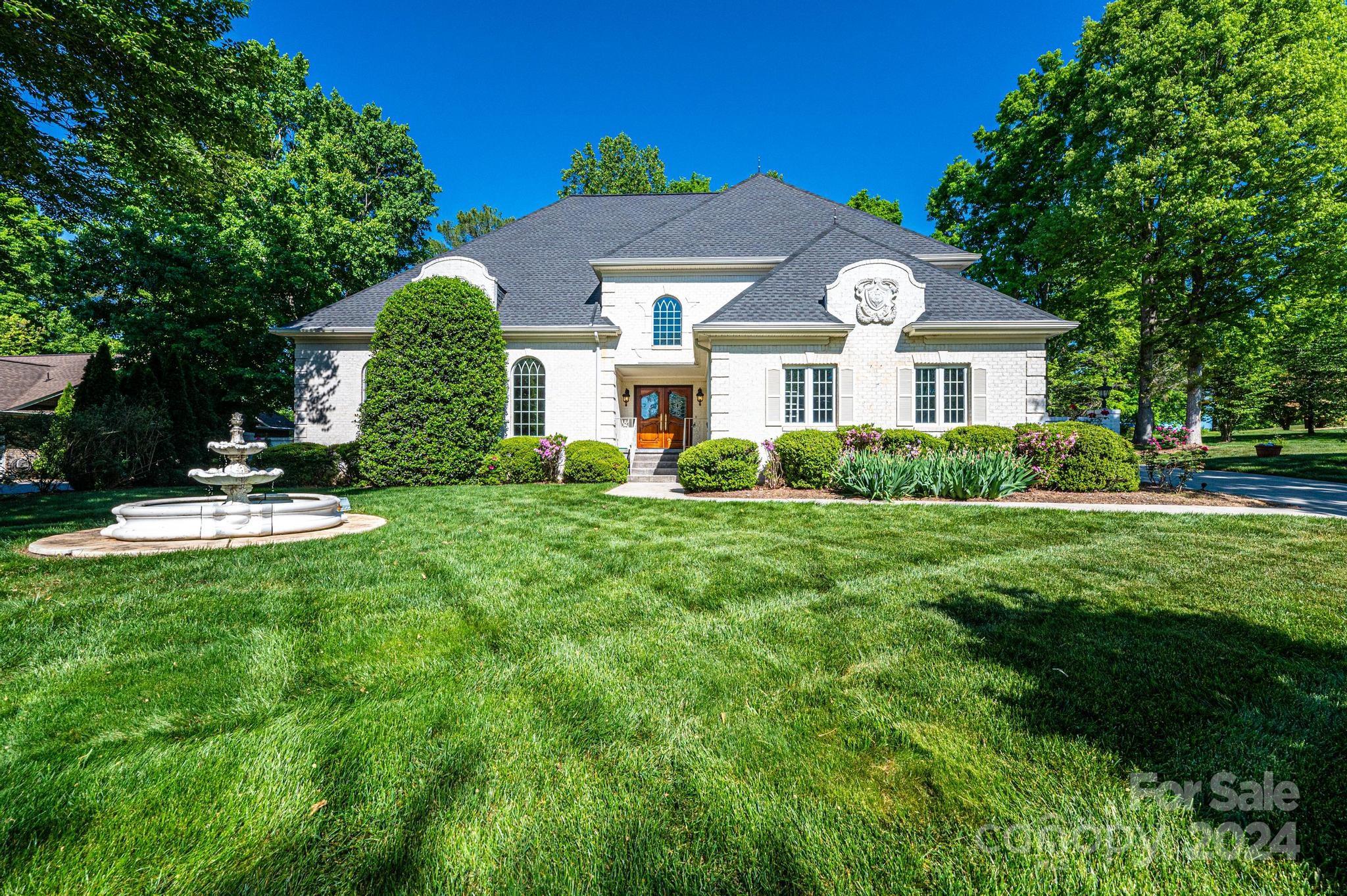 70 Wexford Point Hickory NC 28601
