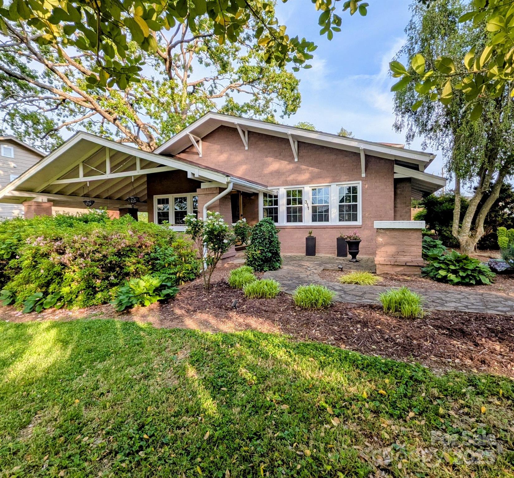 311 W Union Street Morganton NC 28655