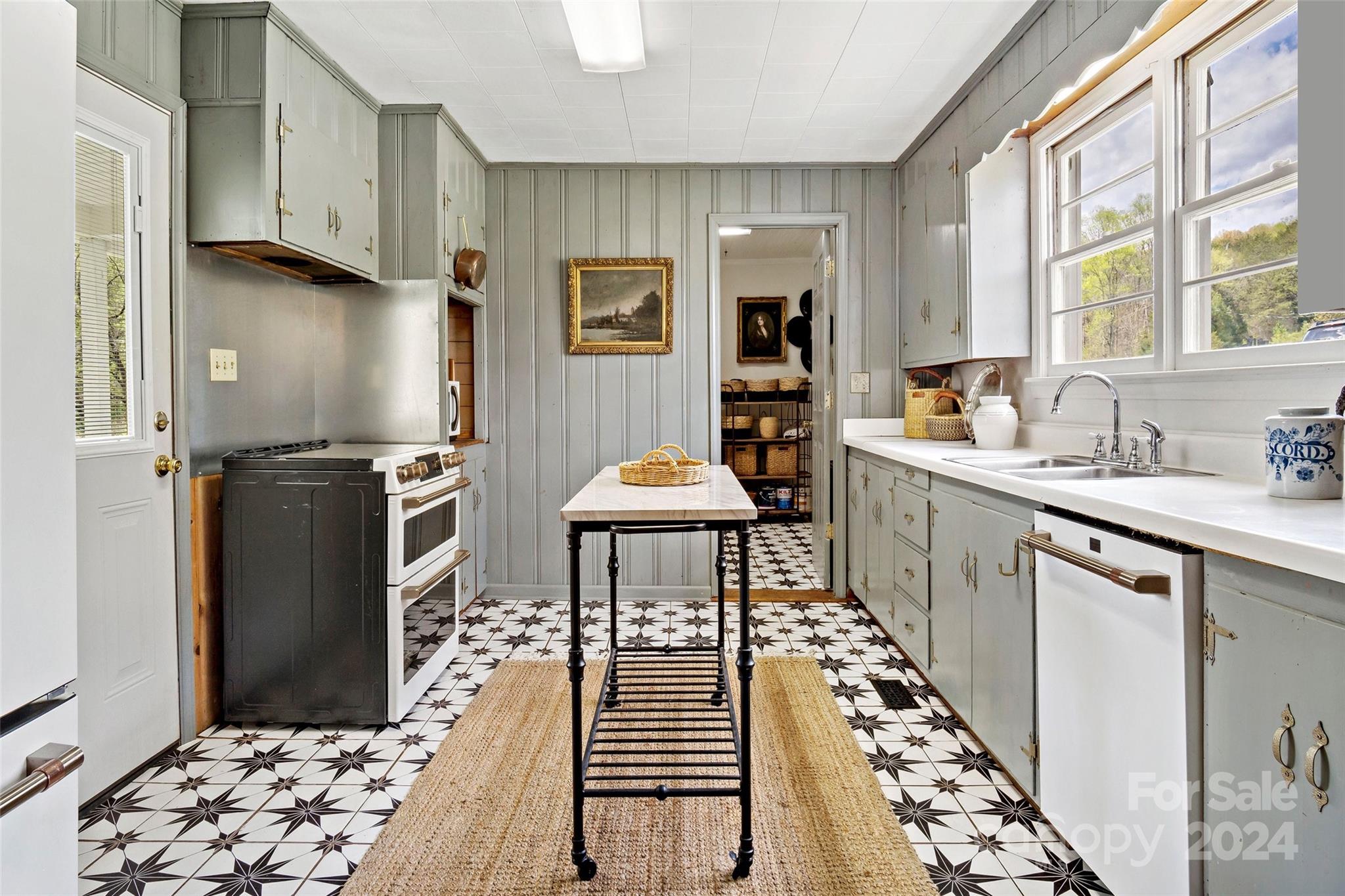 5635 Us 64 Highway Union Mills NC 28167