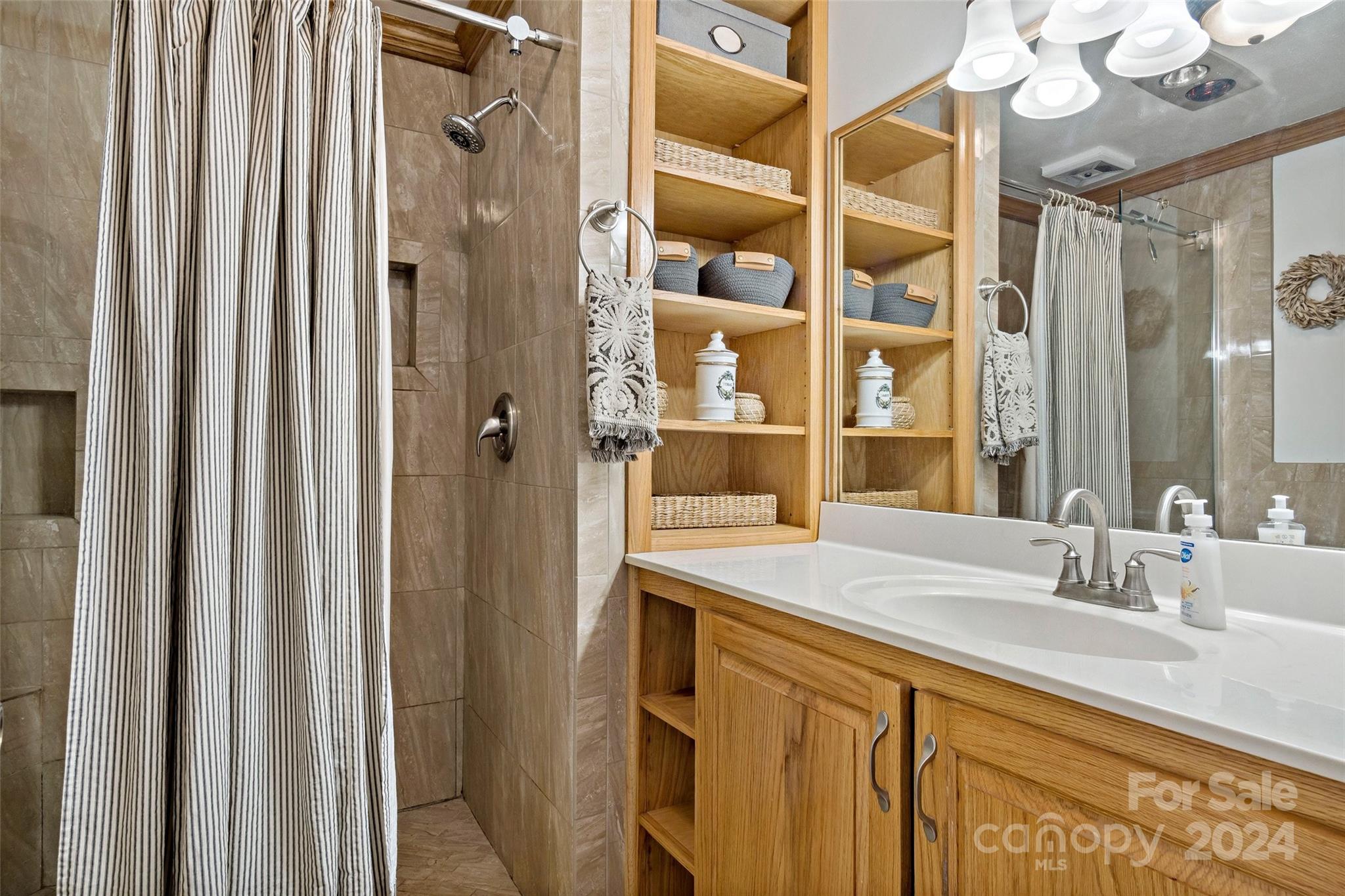 5635 Us 64 Highway Union Mills NC 28167