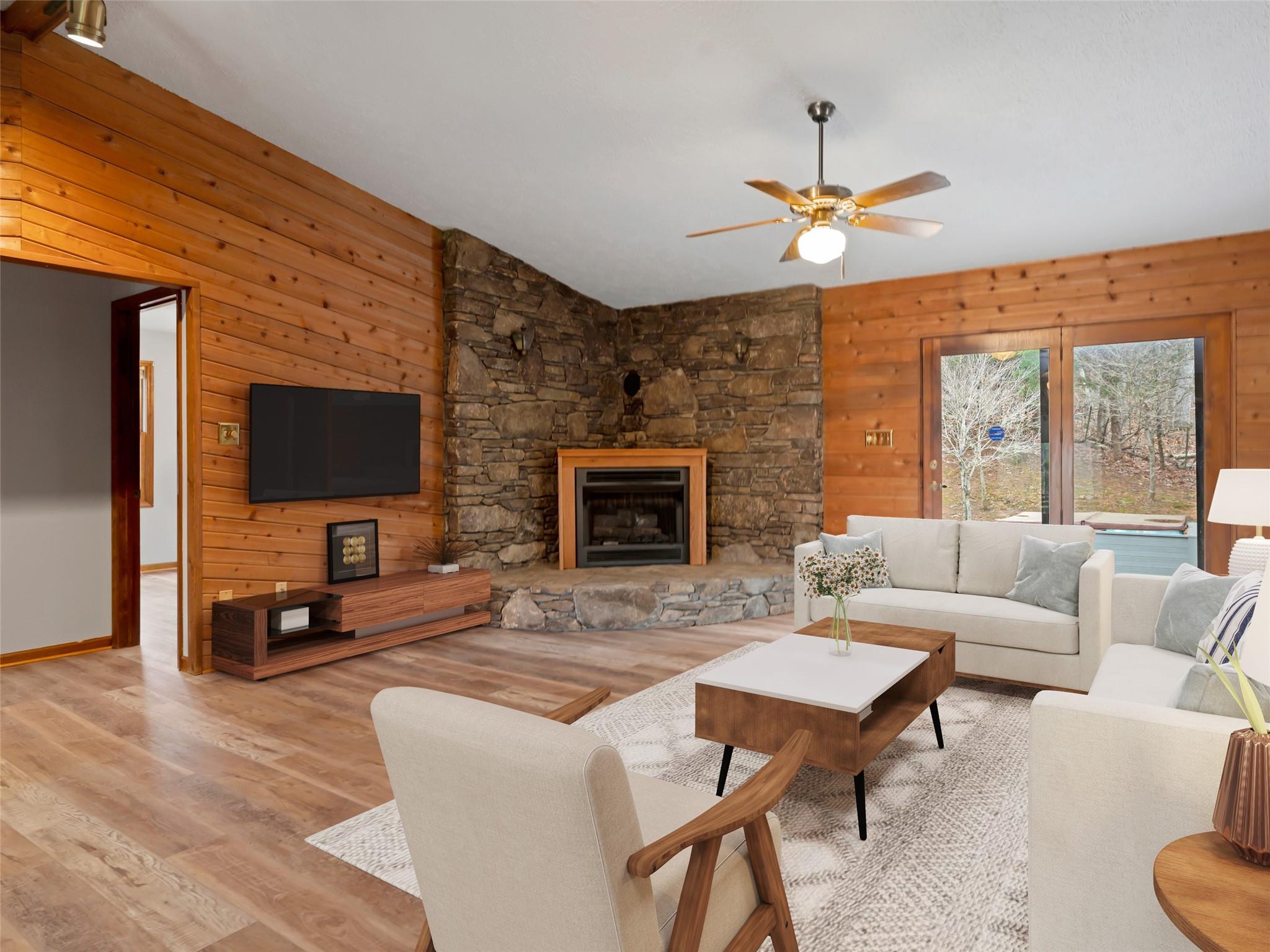 84 Dillingham Circle Asheville NC 28805