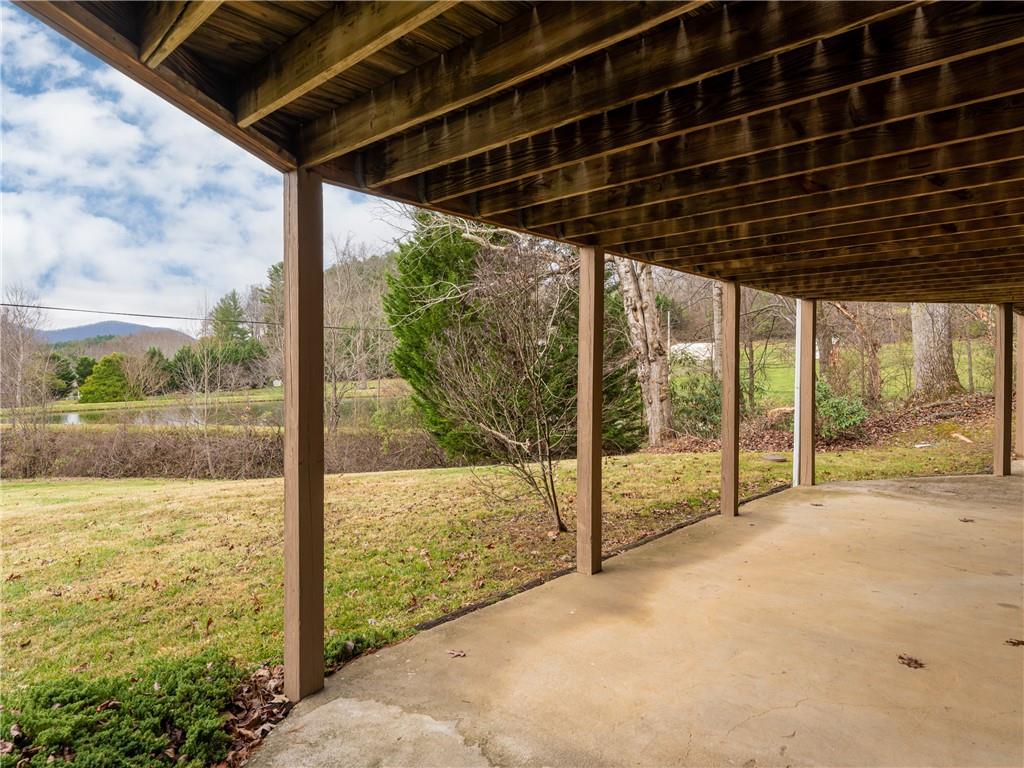 84 Dillingham Circle Asheville NC 28805