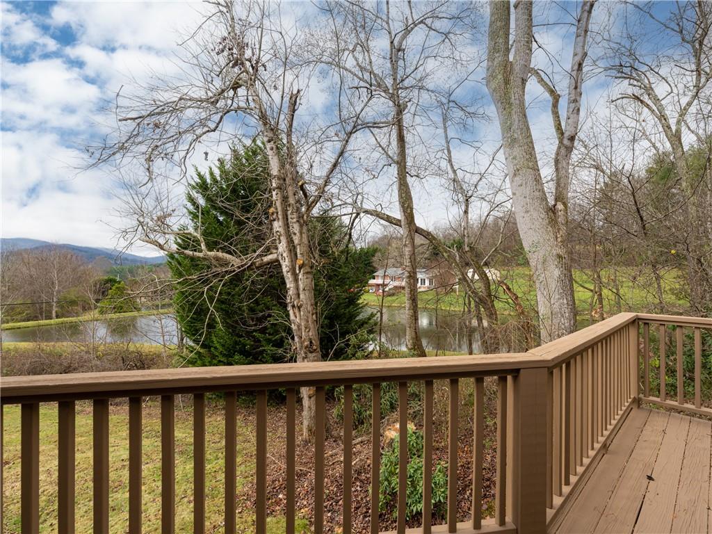 84 Dillingham Circle Asheville NC 28805