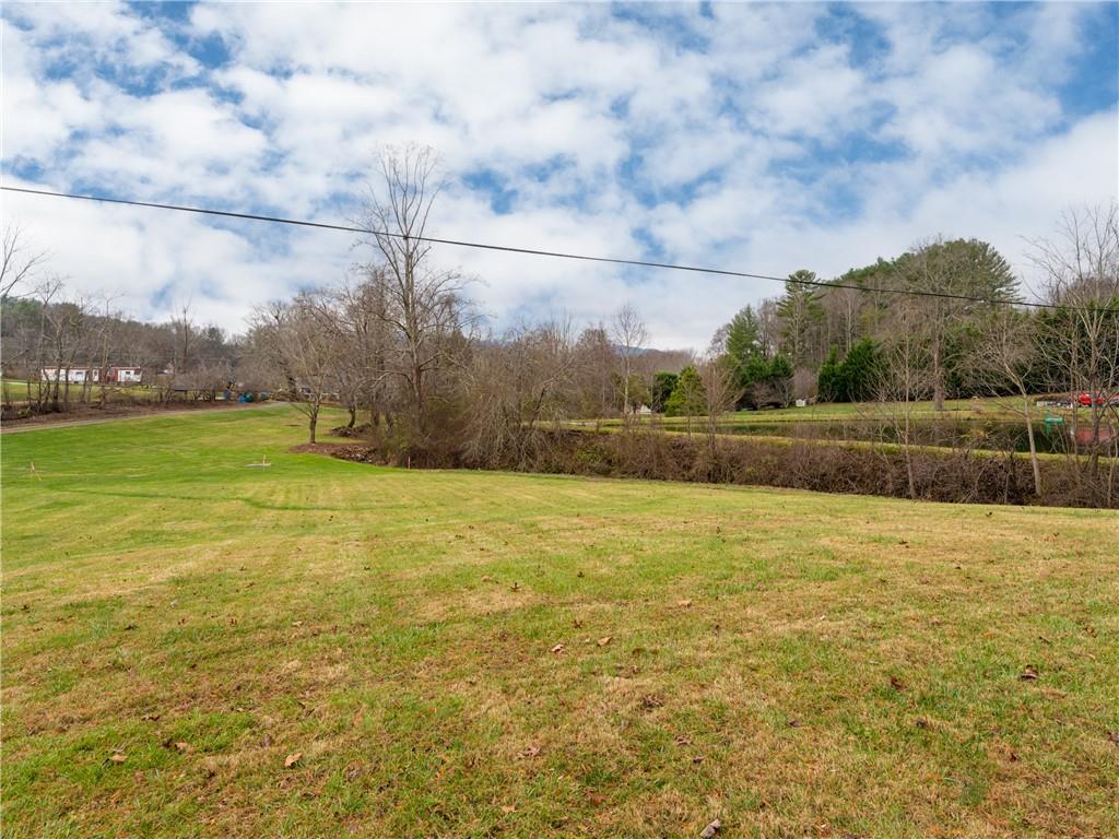 84 Dillingham Circle Asheville NC 28805