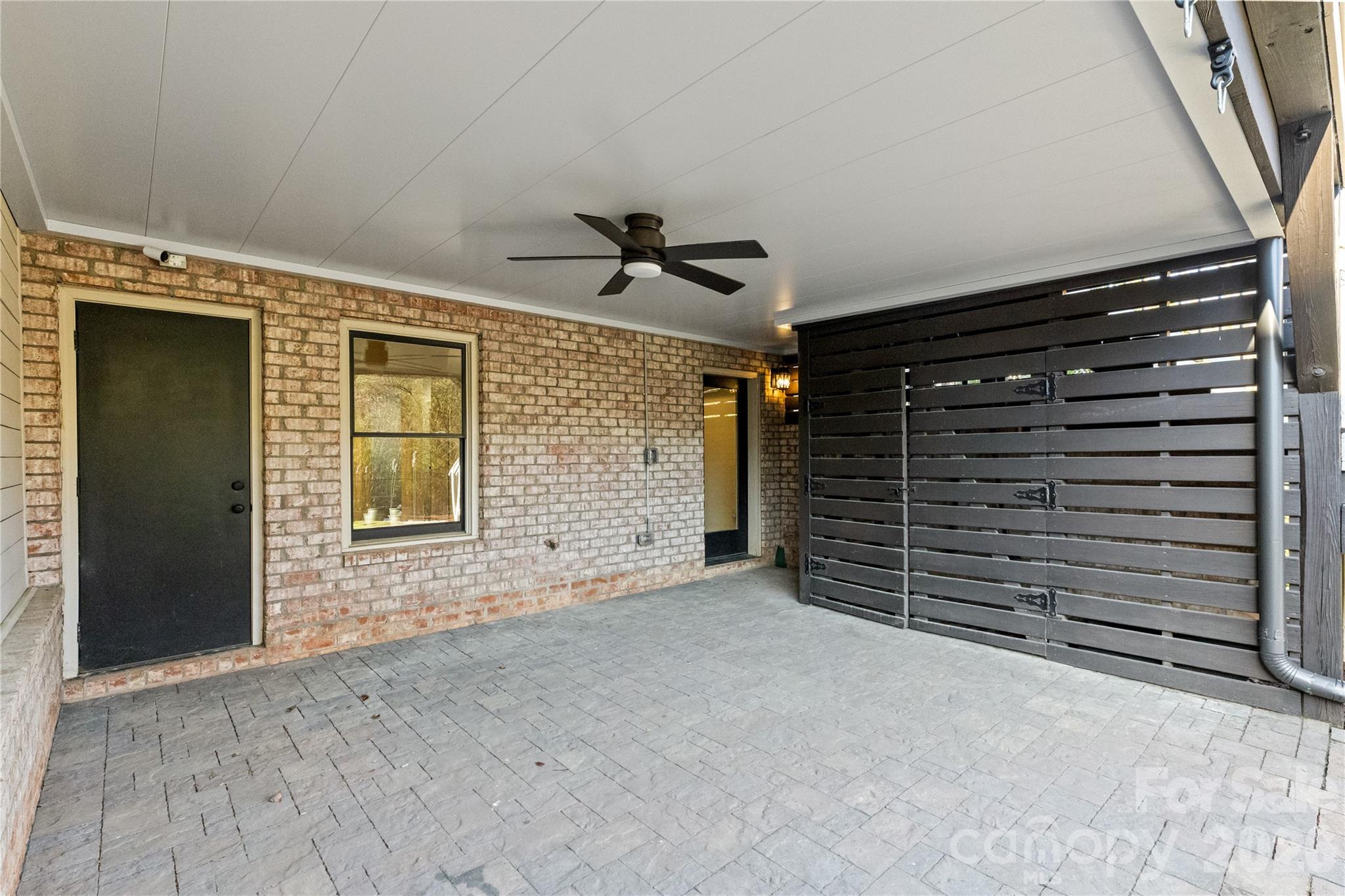 818 Ideal Way Charlotte NC 28203